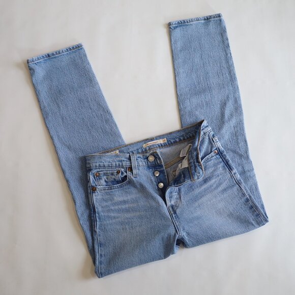 LEVIS WEDGIE STRAIGHT Size 25 Jeans Light Wash - Picture 2 of 12
